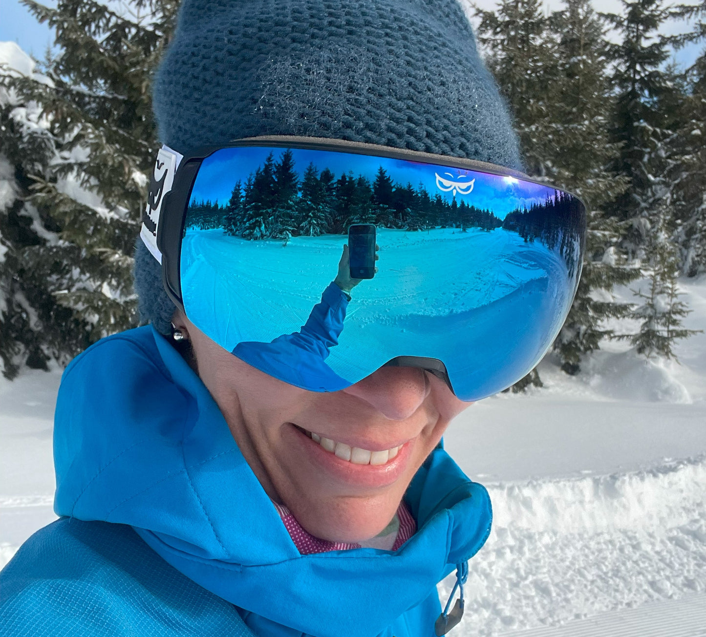 Gnarly Owl zorník polarizační zrcadlový blankytně ledovcově modrý ice blue REVO magneticky výměnný česká značka lyžařské brýle