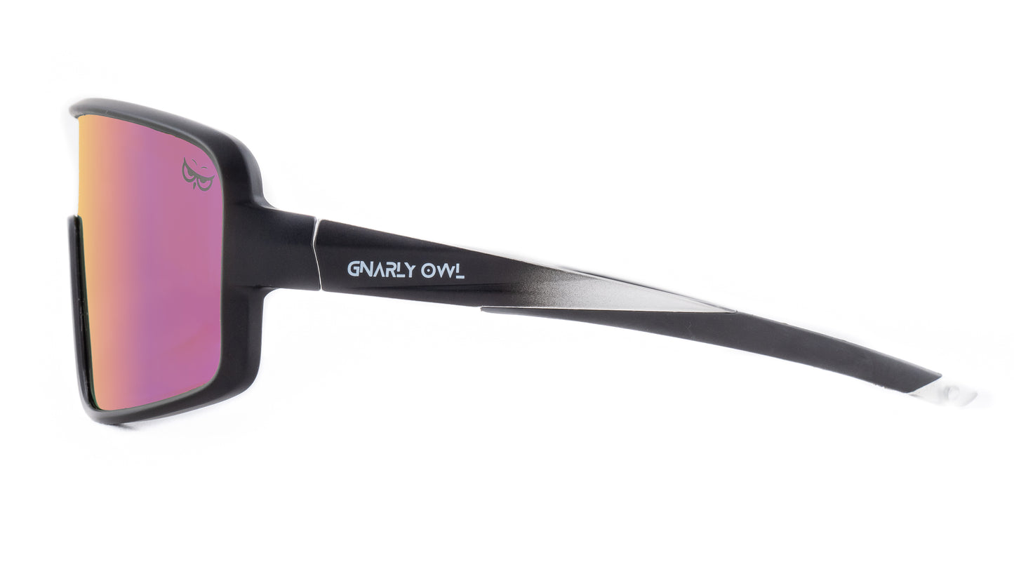 Gnarly Owl Ookpik Black polarizační sportovní sluneční brýle na sport výměnné polarizační fotochromatický zorník česká značka sova černý rámeček červené pánské dámské zboku