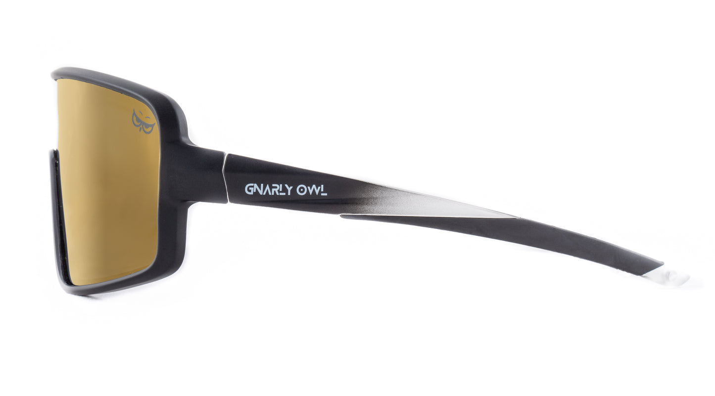 Gnarly Owl Ookpik Black polarizační sportovní sluneční brýle na sport výměnné polarizační fotochromatický zorník česká značka sova černý rámeček zlaté pánské dámské zboku